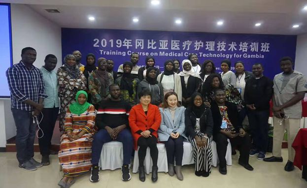 商務陪同翻譯的價格 商務陪同翻譯的價格