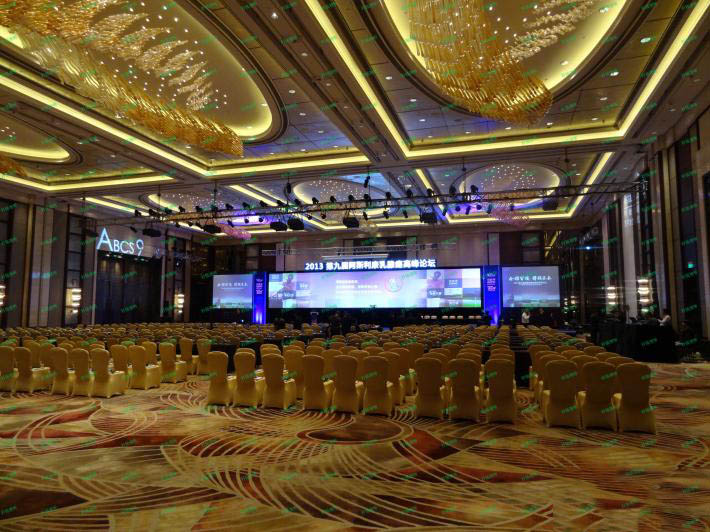 高級會(huì)議英語同聲翻譯價(jià)格是多少_尚語翻譯 高級會(huì)議英語同聲翻譯價(jià)格是多少_尚語翻譯